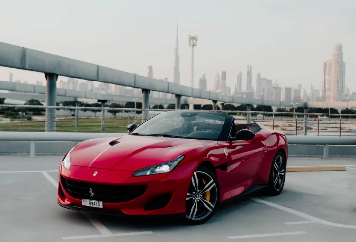 Ferrari Portofino Rent in Dubai: Luxury Car Argent Booking