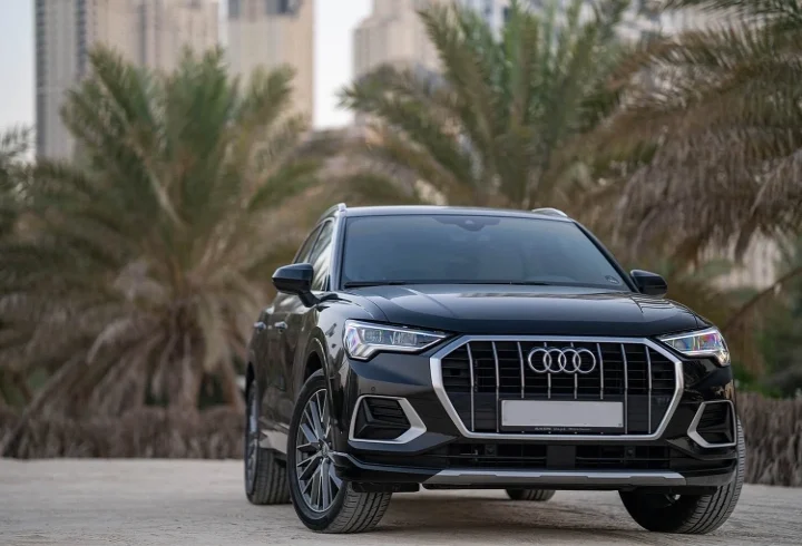 Audi Q3 car rental price Dubai 400 AED per day | Rent a Car