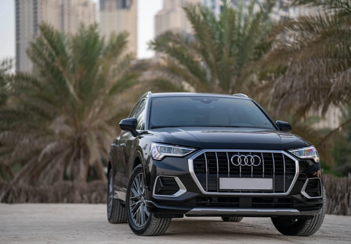 Audi Q3 car rental price Dubai 400 AED per day | Rent a Car