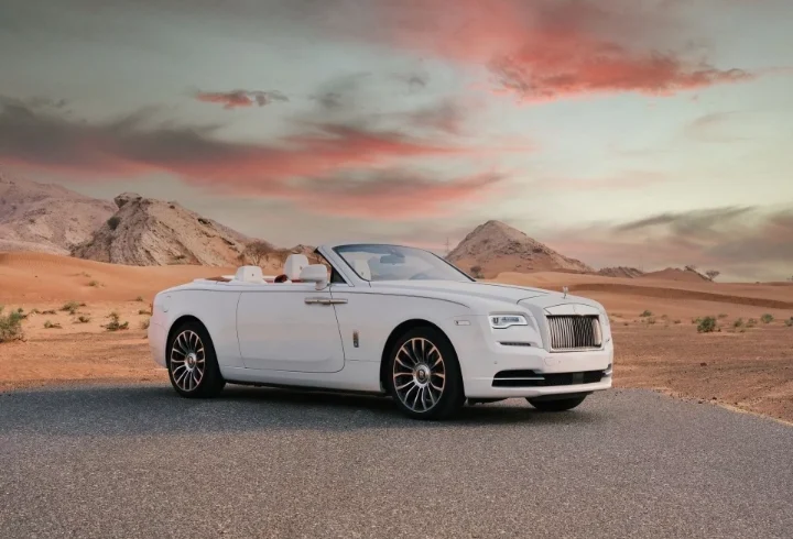 Rent Rolls Royce Dawn in Dubai, a Luxury Convertible Rental
